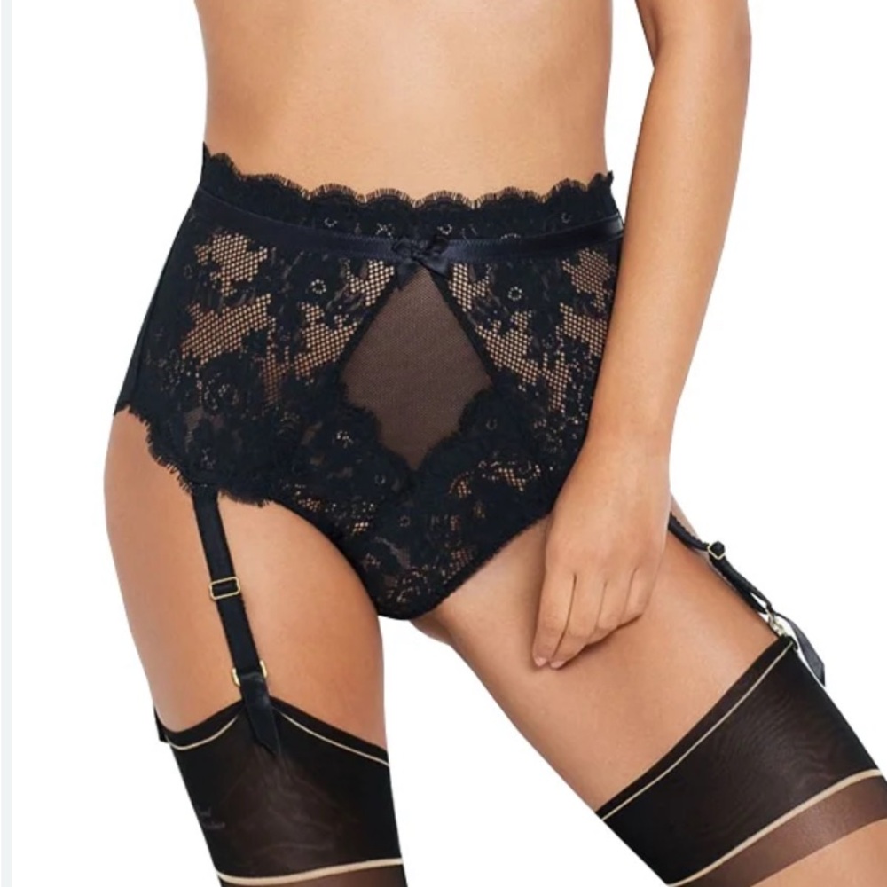 L'AGENT By AGENT PROVOCATEUR Carmella Suspender Brief (Monica and Penelope Cruz)